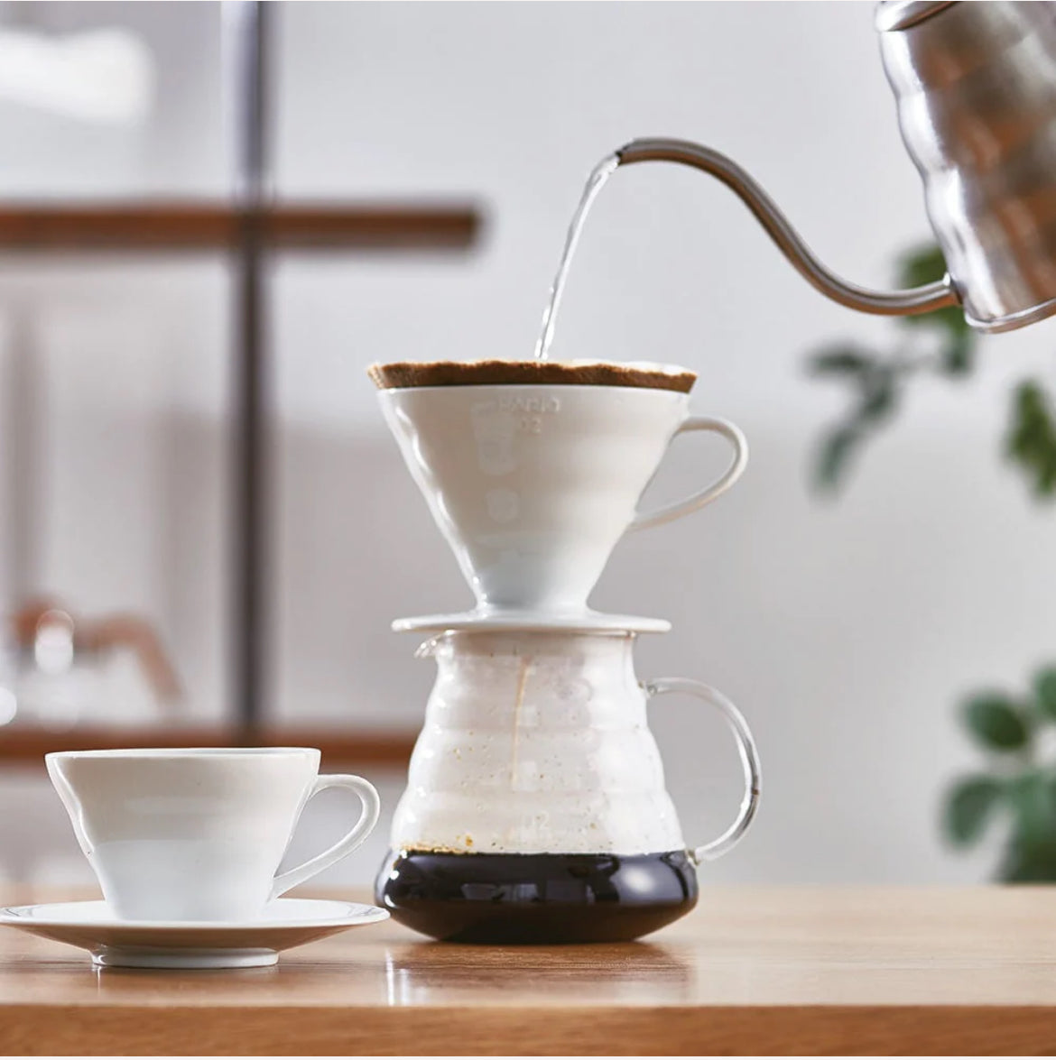 HARIO BLOOM V60 Ceramic Coffee Dripper White - Size 2